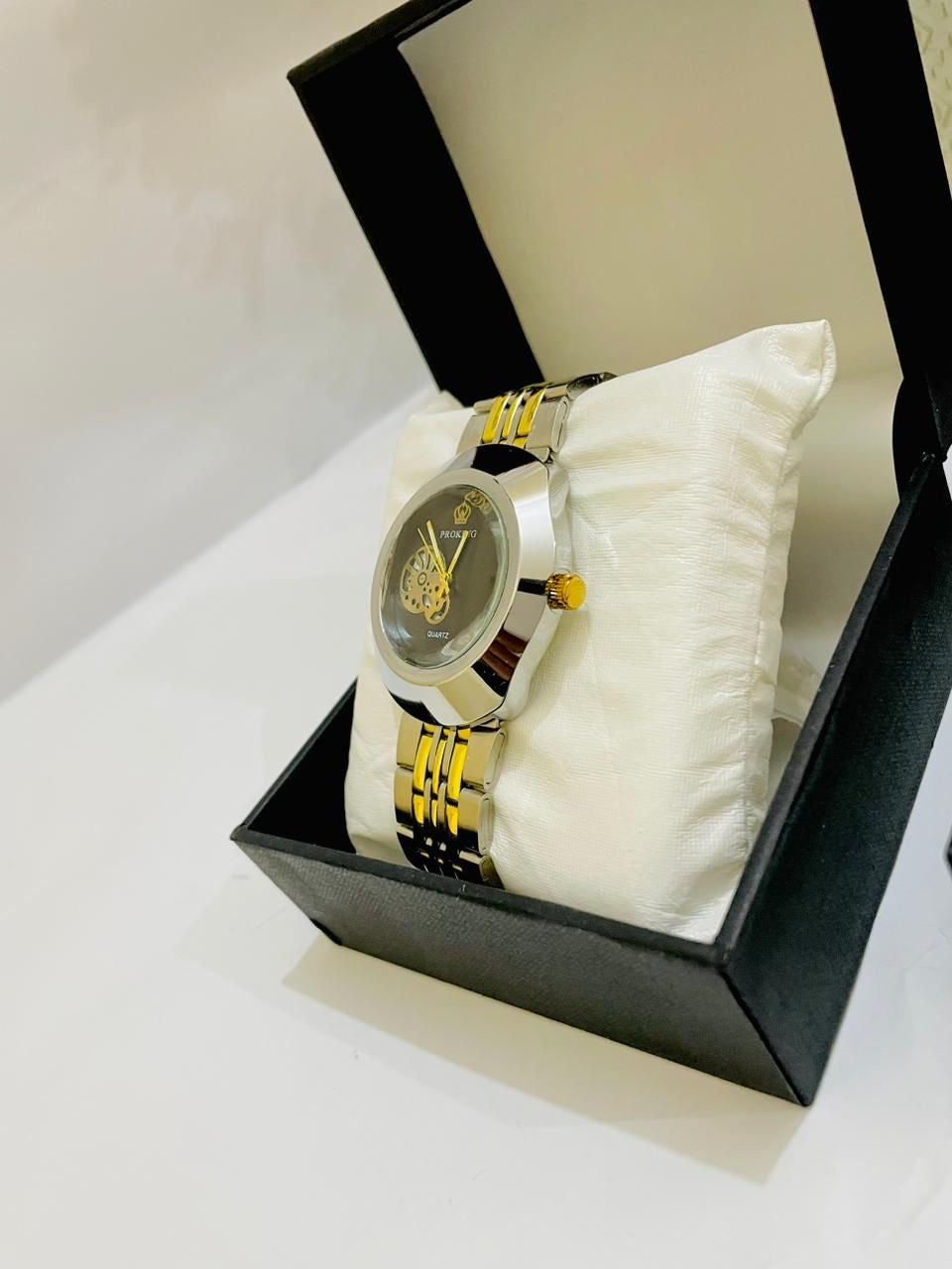 Mens watch