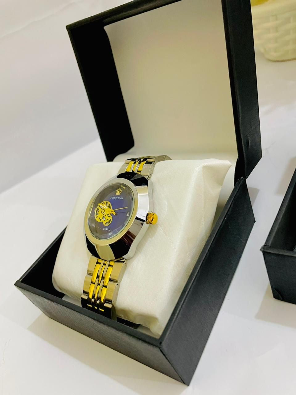 Mens watch